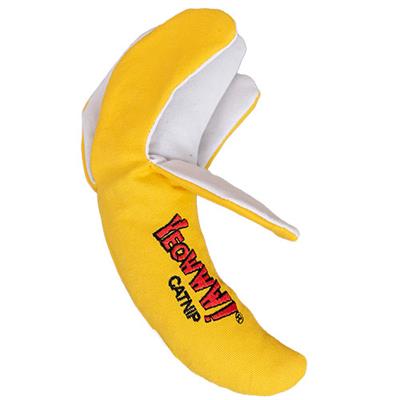 Yeowww! Chi-CAT-a Banana Peeled